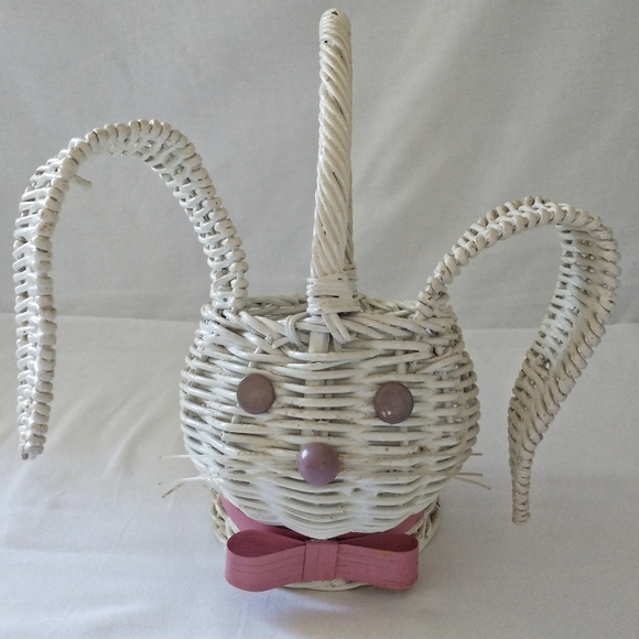 Vtg Wicker Easter Bunny Basket Planter Rabbit Whit - Picture 2 of 12